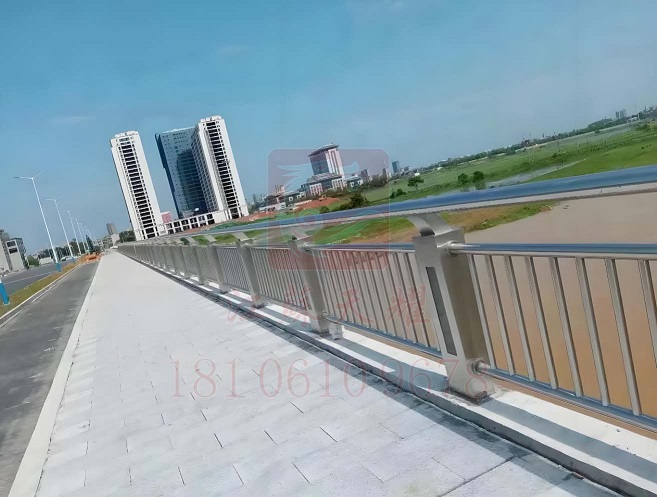 贈(zèng)送安裝-贈(zèng)送運(yùn)輸-不銹鋼景觀護(hù)欄